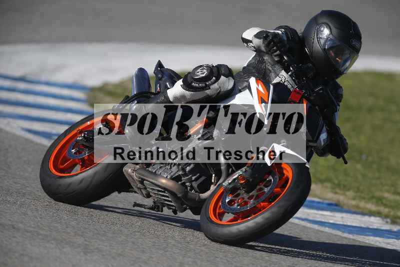 /Archiv-2024/02 29.01.-02.02.2024 Moto Center Thun Jerez/Gruppe gruen-green/2